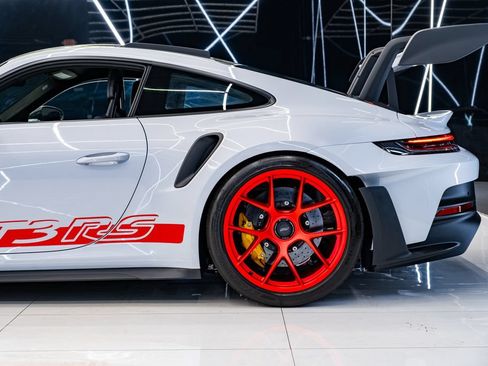 Used 2024 Porsche 911 GT3 RS RWD image 27
