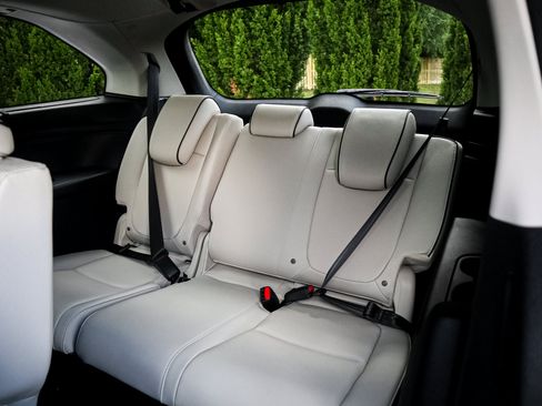 New 2026 Honda Odyssey Touring image 32