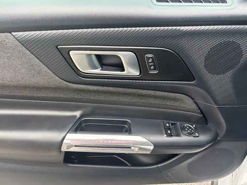 Used 2024 Ford Mustang EcoBoost Coupe image 7