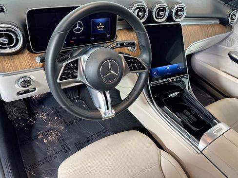 Used 2023 Mercedes-Benz C 300 Sedan image 8