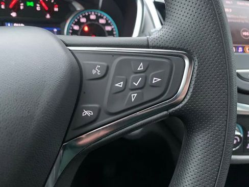 Used 2023 Chevrolet Equinox LT image 19