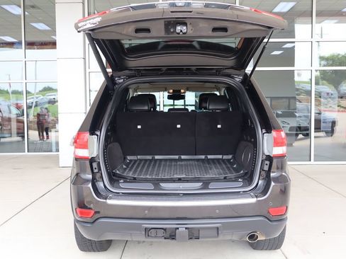 Used 2013 Jeep Grand Cherokee Limited w/ Luxury Group II AWD/4WD image 8