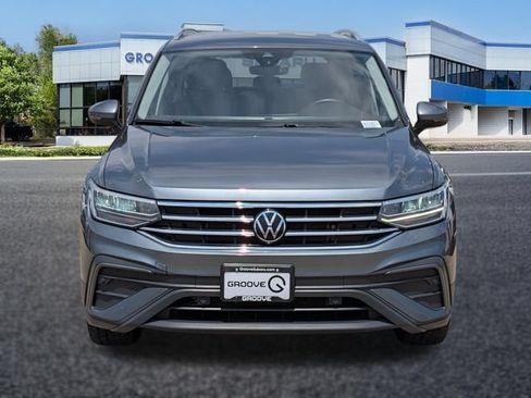 Used 2024 Volkswagen Tiguan SE AWD/4WD image 9