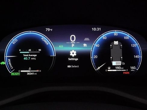 Used 2025 Toyota Camry XSE FWD image 13