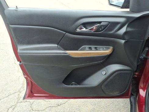 Used 2018 GMC Acadia SLE FWD image 10
