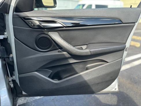 Used 2018 BMW X1 sDrive28i w/ Premium Package image 18