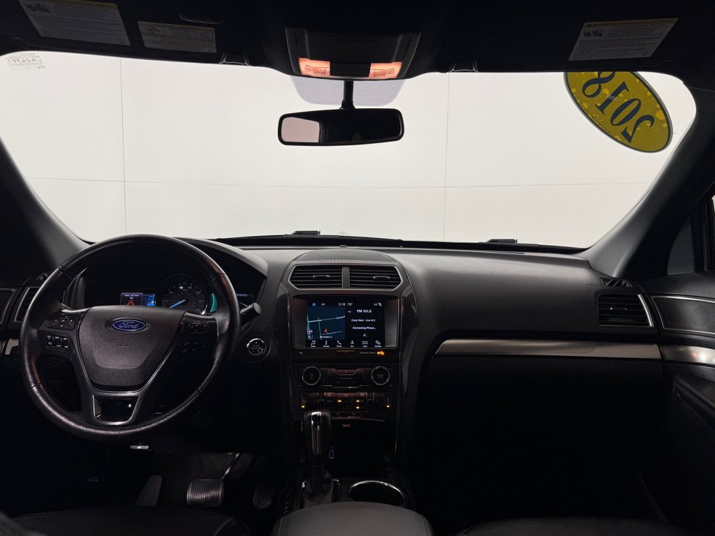 Used 2018 Ford Explorer XLT w/ Equipment Group 202A AWD/4WD image 21