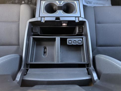 Used 2018 Chevrolet Silverado 1500 LT w/ All Star Edition image 21