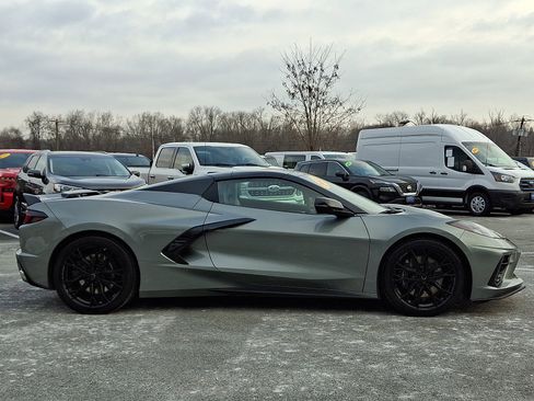 Used 2023 Chevrolet Corvette Stingray Premium Conv w/ Z51 Performance Package image 12