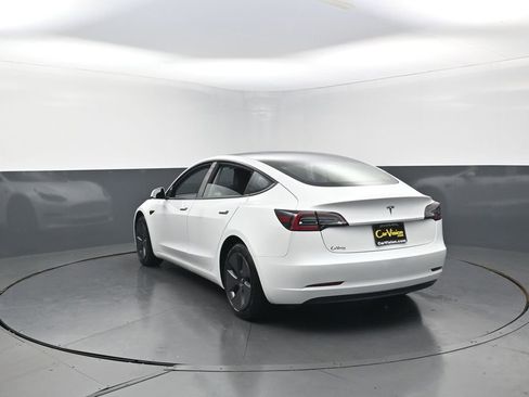 Used 2023 Tesla Model 3 Standard Range RWD image 5