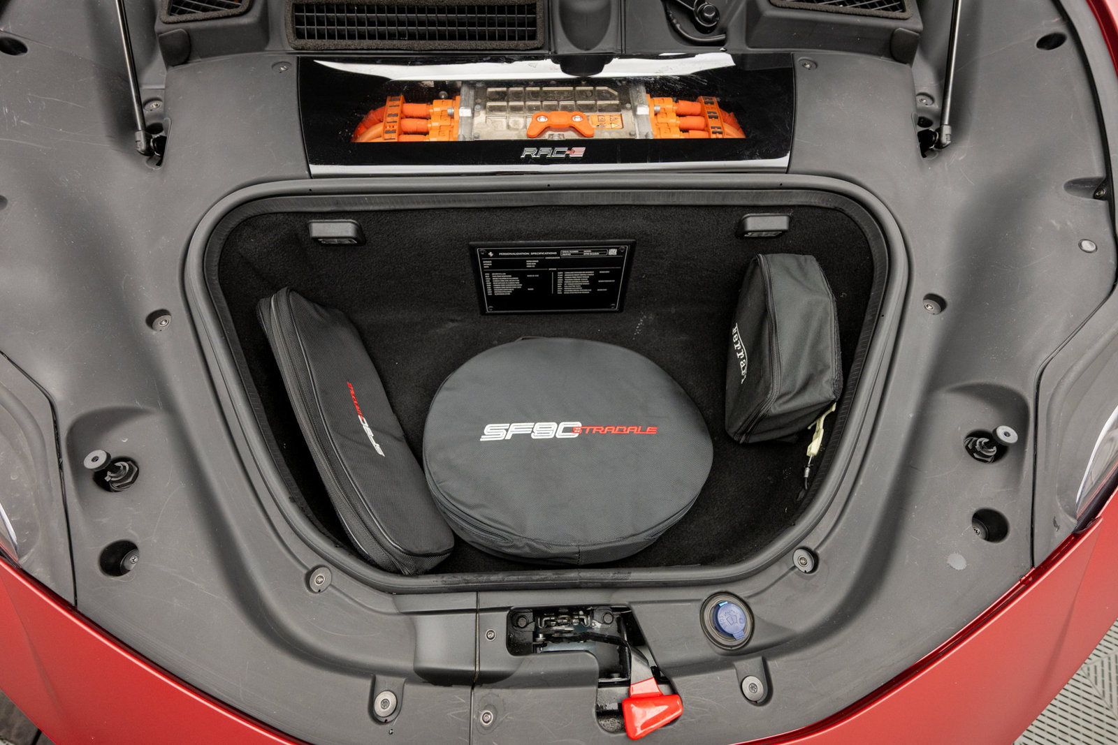 Used 2021 Ferrari SF90 Stradale AWD/4WD image 40