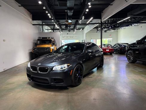 Used 2016 BMW M5 image 34