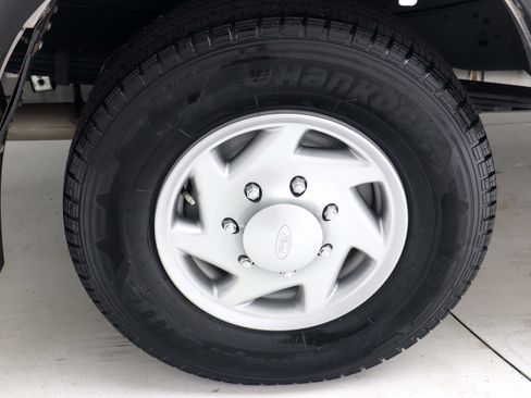 Used 2023 Ford E-350 and Econoline 350 Super Duty w/ Power Windows & Locks Group RWD image 29