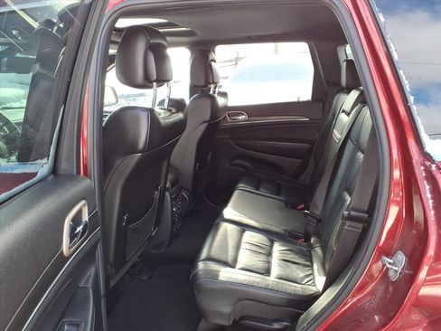 Used 2014 Jeep Grand Cherokee Limited w/ Trailer Tow Group IV image 9