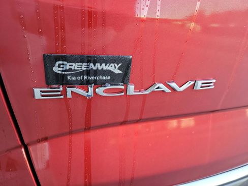 Used 2024 Buick Enclave Premium image 10