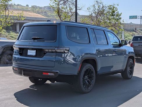 New 2026 Jeep Grand Wagoneer Limited AWD/4WD image 5