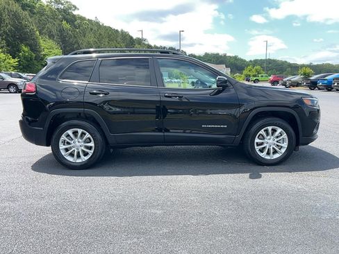 Used 2022 Jeep Cherokee Latitude Lux AWD/4WD image 4