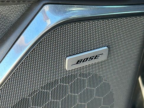 Used 2015 Cadillac Escalade Platinum image 6