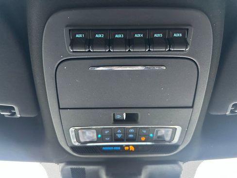 Used 2024 Ford F250 Platinum w/ Tremor Off-Road Package image 16