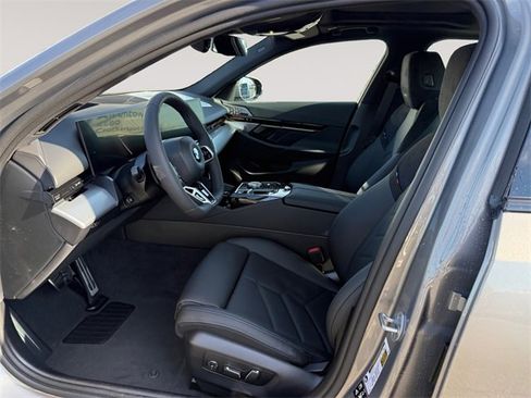 New 2026 BMW 530i xDrive 530i xDrive w/ M Sport Package image 9