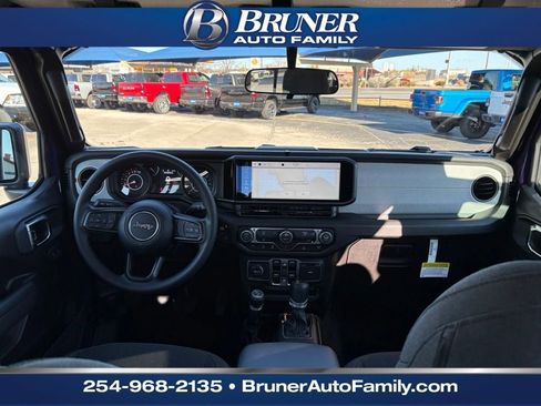 New 2026 Jeep Gladiator Sport image 19