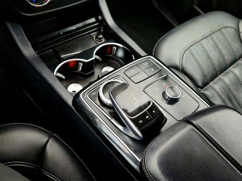 Used 2017 Mercedes-Benz GLS 450 4MATIC image 16