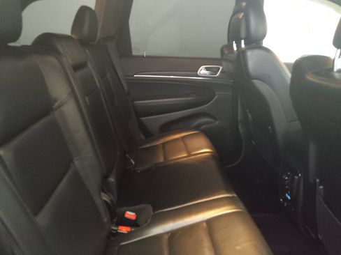 Used 2018 Jeep Grand Cherokee Limited AWD/4WD image 19