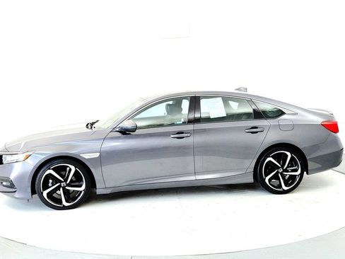 Used 2019 Honda Accord Sport image 3