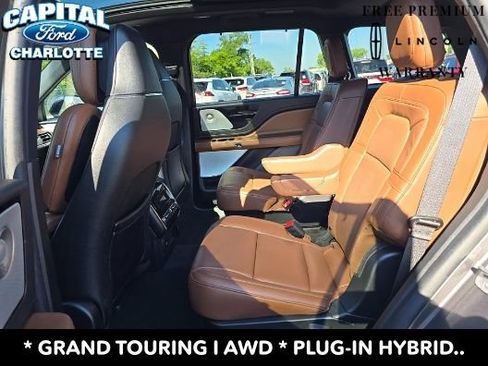 Used 2023 Lincoln Aviator Grand Touring w/ Equipment Group 301A AWD/4WD image 15