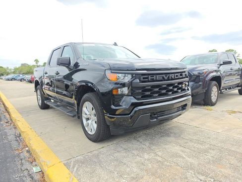 Used 2025 Chevrolet Silverado 1500 Custom RWD image 1