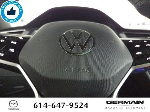Used 2022 Volkswagen Tiguan SE R-Line image 22