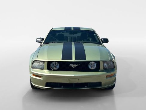 Used 2005 Ford Mustang GT RWD image 8