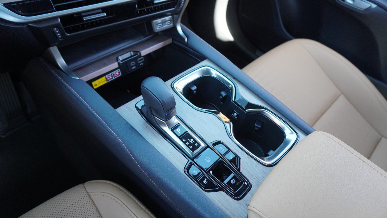 Used 2024 Lexus RX 350 Premium w/ Cold Area Package AWD/4WD image 21