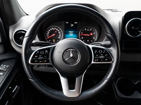 Used 2022 Mercedes-Benz Sprinter 2500 image 15