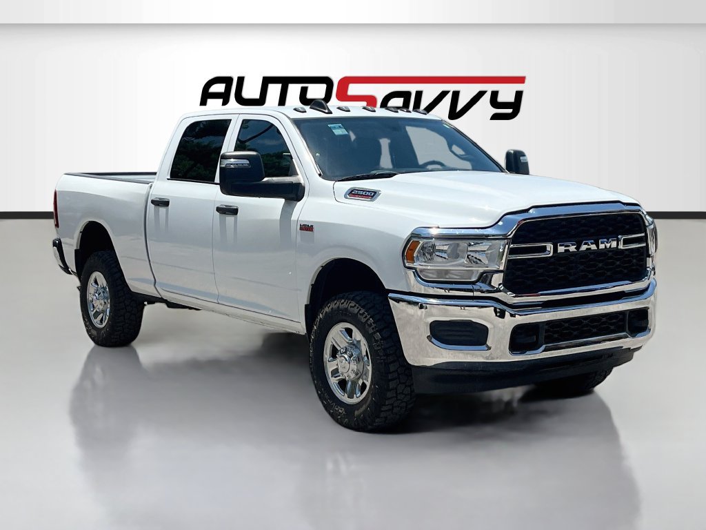 Used 2024 RAM 2500 Tradesman w/ Chrome Appearance Group AWD/4WD image 1