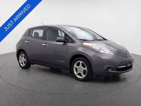 Used 2015 Nissan Leaf S image 15