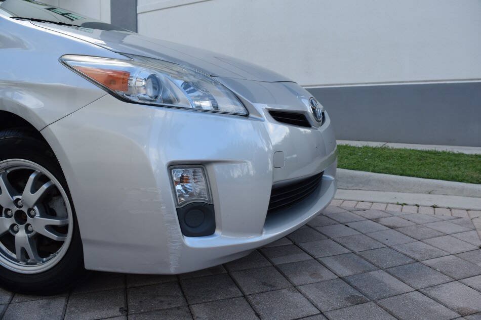 Used 2010 Toyota Prius Two w/ Preferred Accessory Pkg FWD image 17