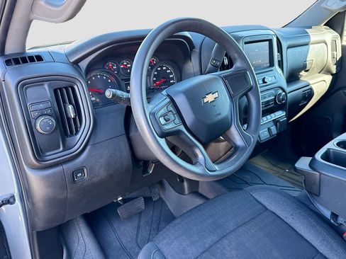 Used 2024 Chevrolet Silverado 1500 Custom image 9
