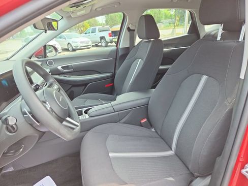Certified 2025 Hyundai Sonata SEL AWD/4WD image 23