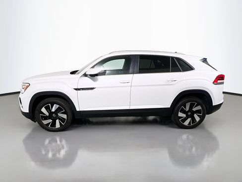 Used 2026 Volkswagen Atlas Cross Sport SE FWD image 9