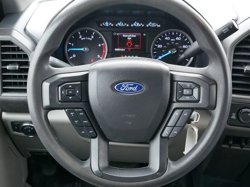 Certified 2022 Ford F350 XL w/ Power Equipment Group image 19