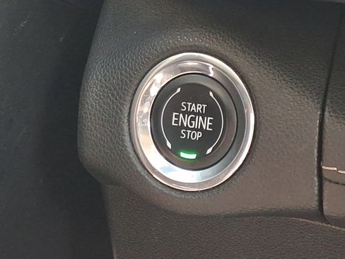 Used 2021 Buick Envision Preferred AWD/4WD image 22
