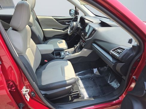 Used 2019 Subaru Forester Limited AWD/4WD image 15