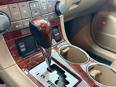 Used 2012 Toyota Highlander Limited w/ Tow Pkg image 14