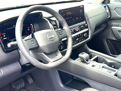 New 2026 Nissan Pathfinder SL w/ SL Premium Package FWD image 9