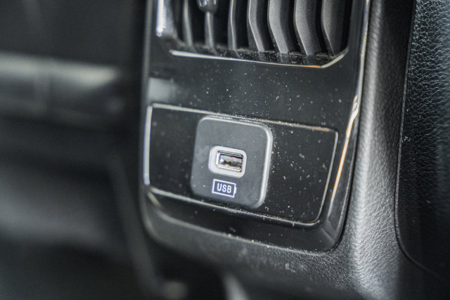 Used 2025 Jeep Compass Limited AWD/4WD image 40