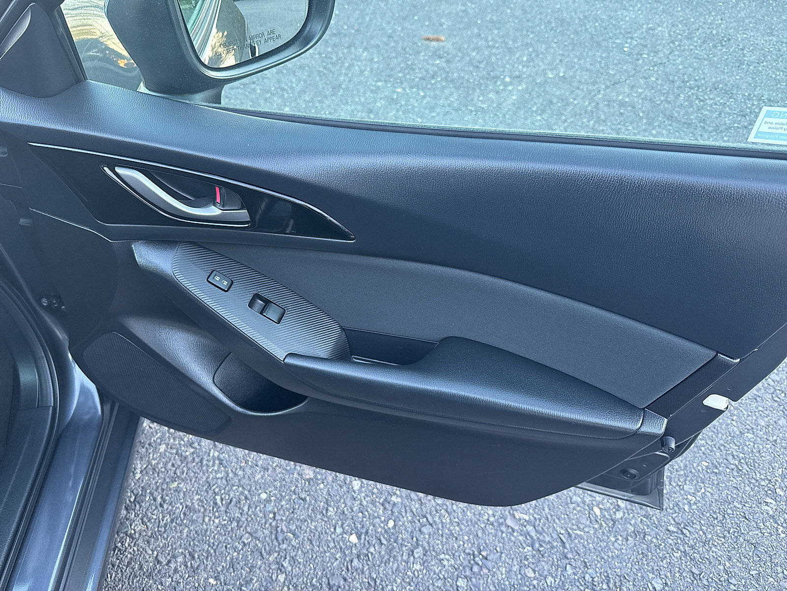 Used 2015 MAZDA MAZDA3 i Sport FWD image 32