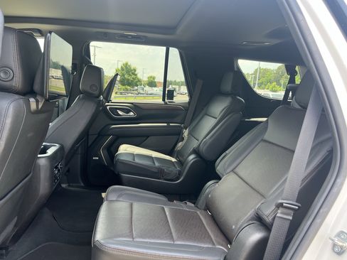 Used 2021 Chevrolet Tahoe High Country w/ Premium Package AWD/4WD image 23