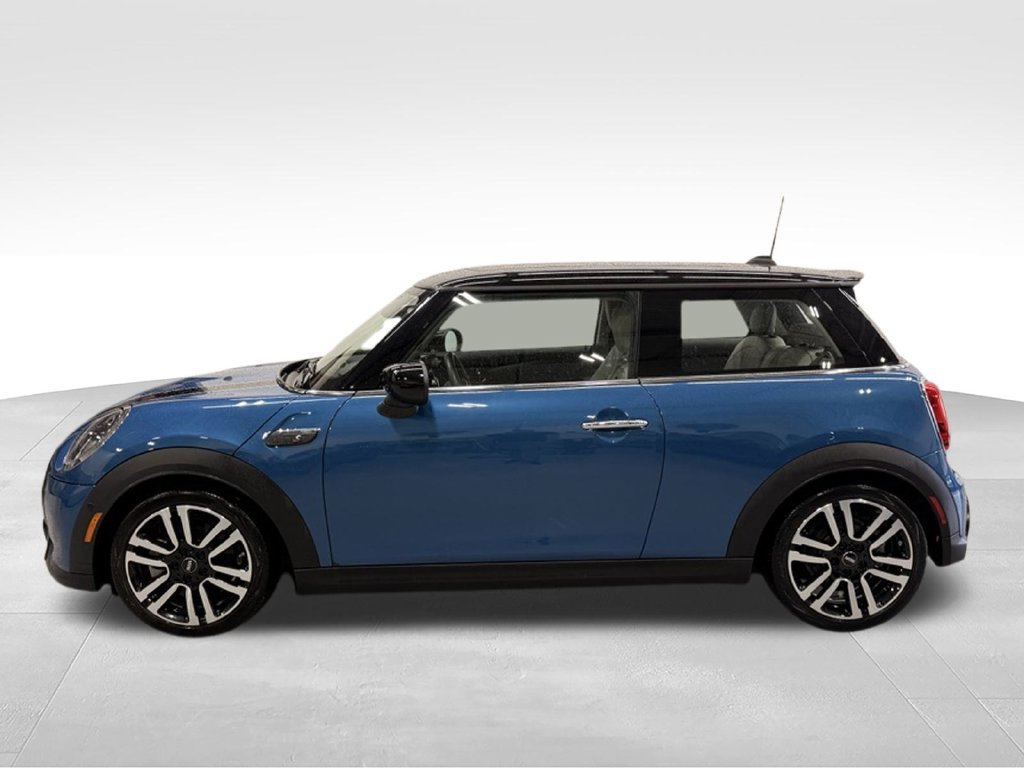 Certified 2023 MINI Cooper S FWD image 2