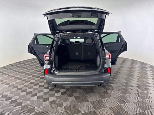 Used 2025 Ford Escape ST-Line AWD/4WD image 17